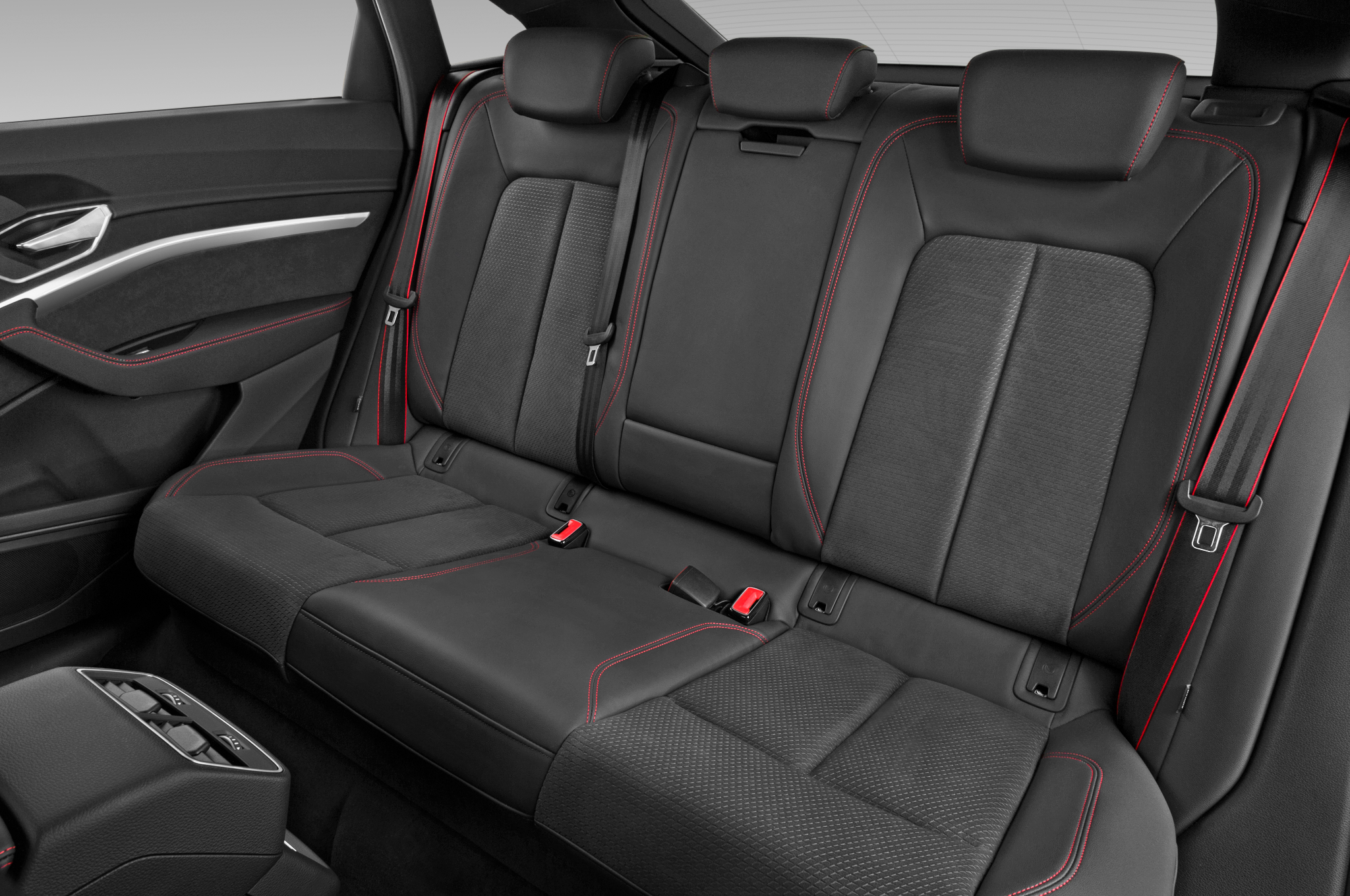 Audi Q8 e-tron Sportback (Baujahr 2023) Advanced 5 Türen Rücksitze