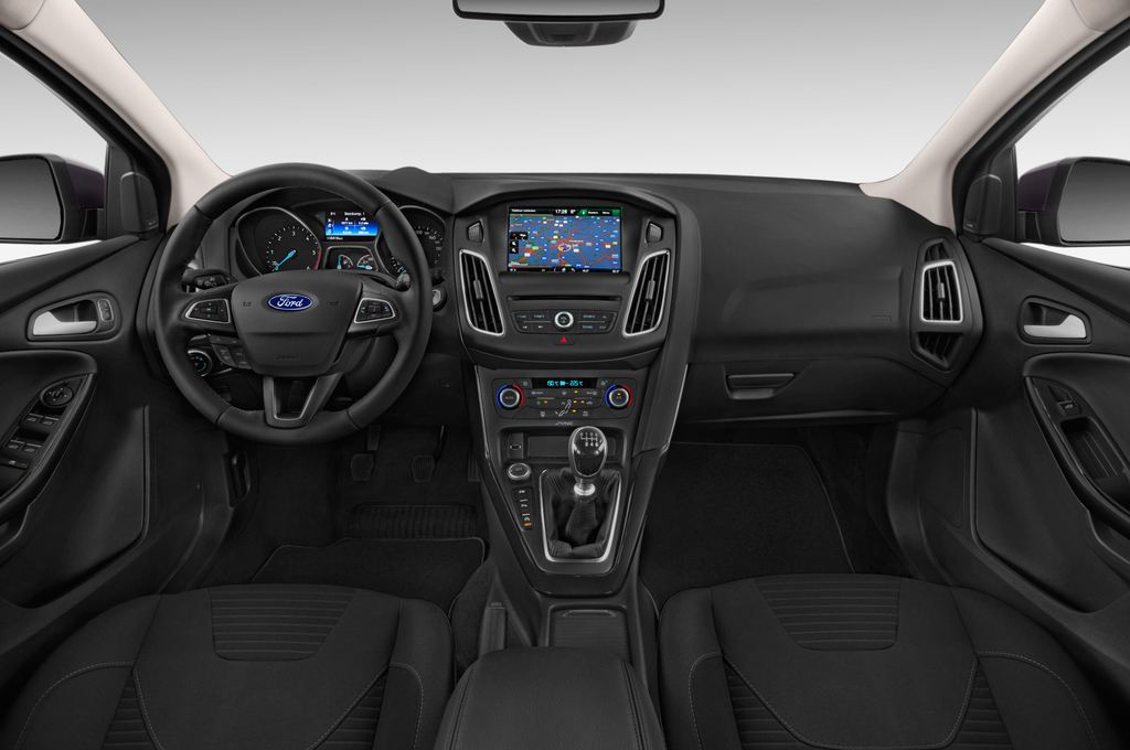 Ford Focus (Baujahr 2015) Titanium 5 Türen Cockpit und Innenraum