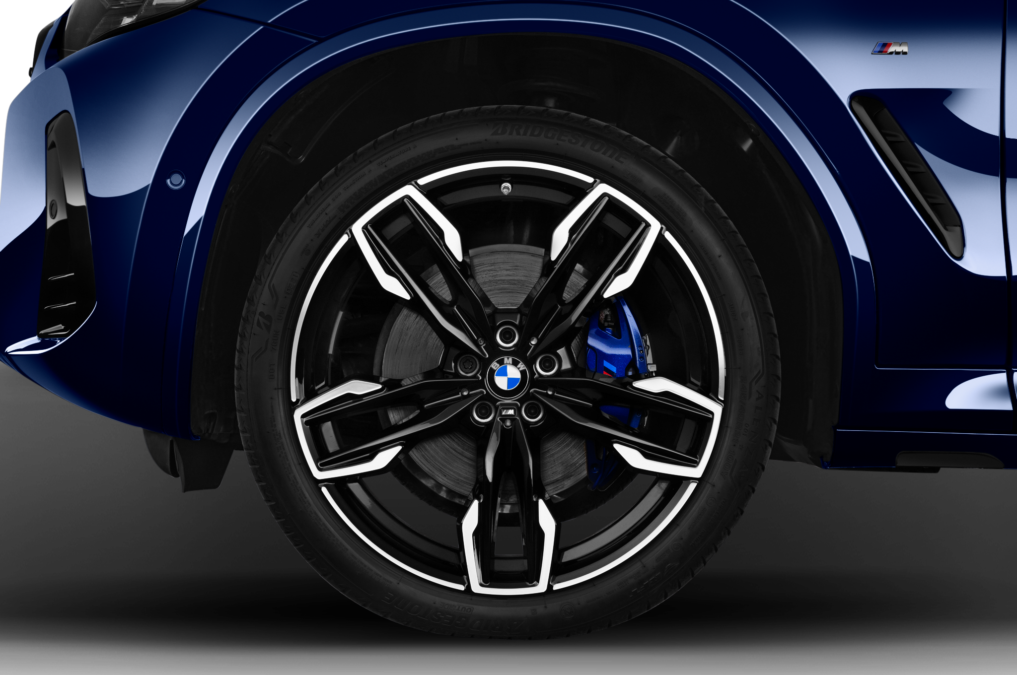 BMW X4 (Baujahr 2023) M40d 5 Türen Reifen und Felge
