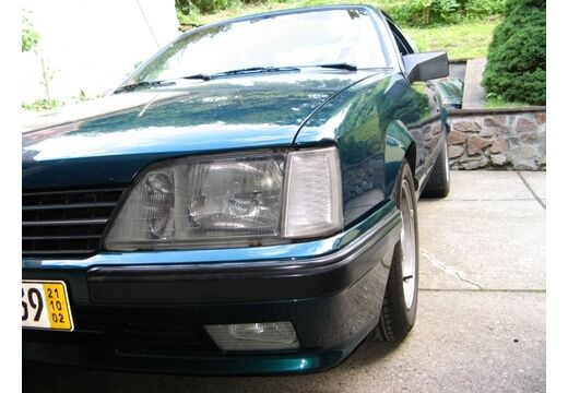 Opel Monza Coupé (1978–1986)