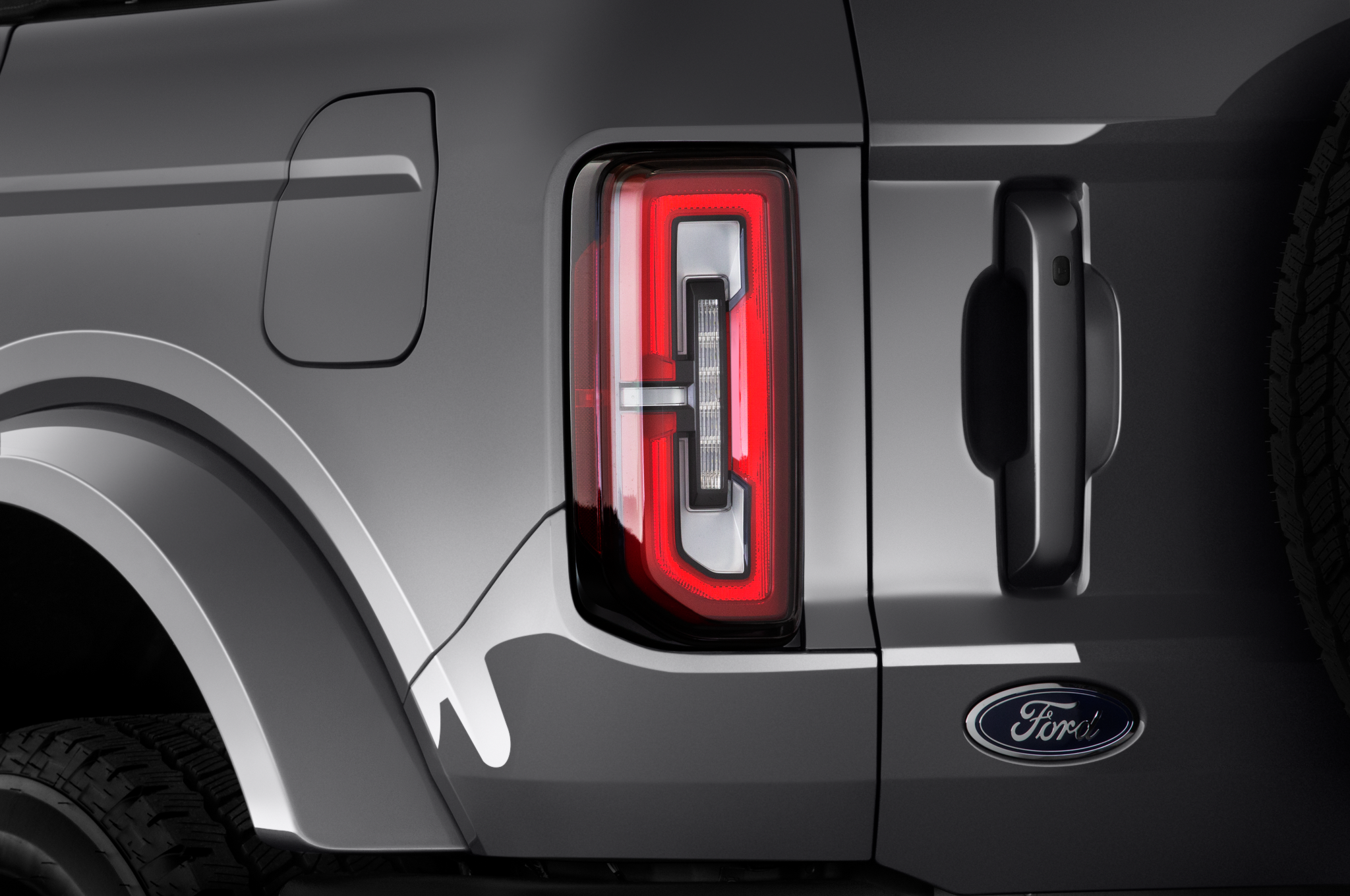 Ford Bronco 4 Door (Baujahr 2023) Outer Banks 5 Türen Rücklicht