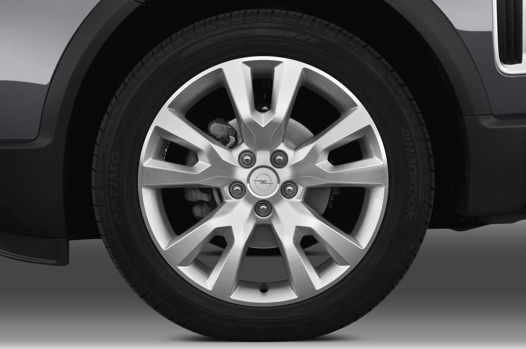 Opel Antara (Baujahr 2011) Design Edition 5 Türen Reifen und Felge
