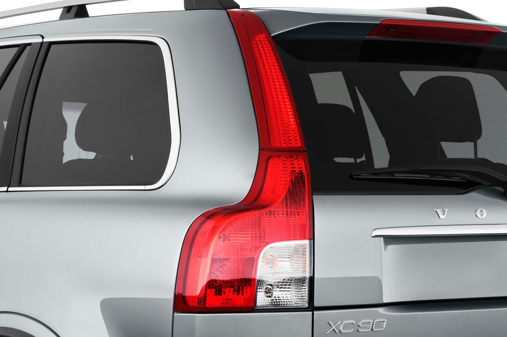 Volvo XC90 (Baujahr 2012) Summum 5 Türen Rücklicht