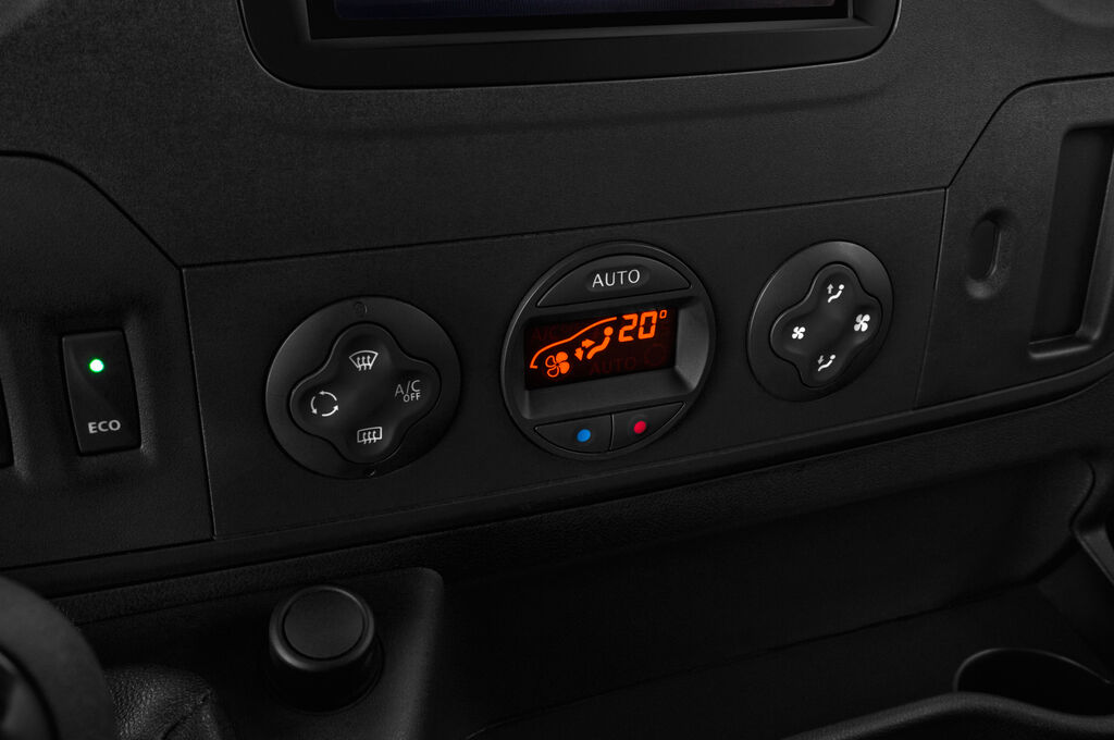Renault Master (Baujahr 2019) - 4 Türen Temperatur und Klimaanlage