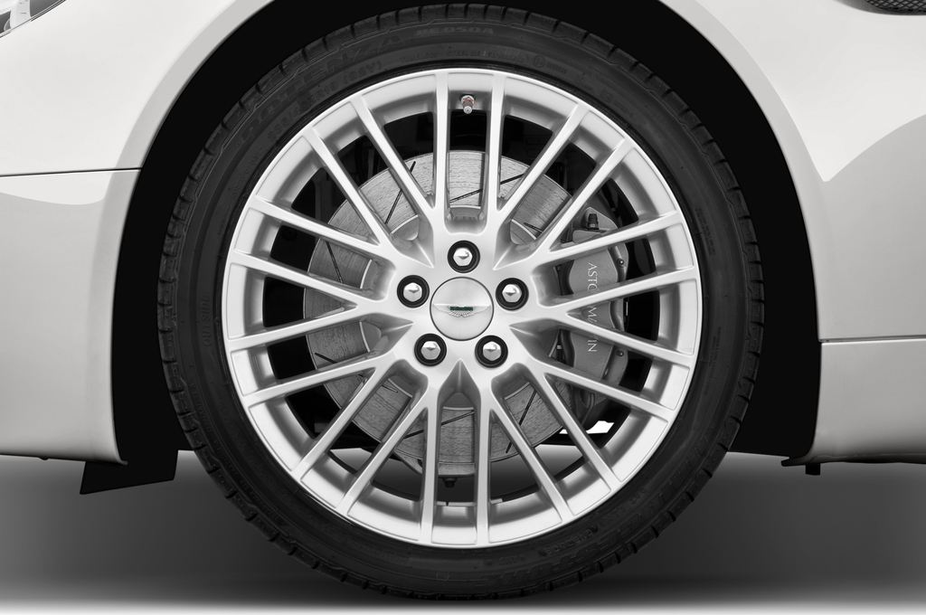 Aston Martin V8 Vantage (Baujahr 2010) - 2 Türen Reifen und Felge