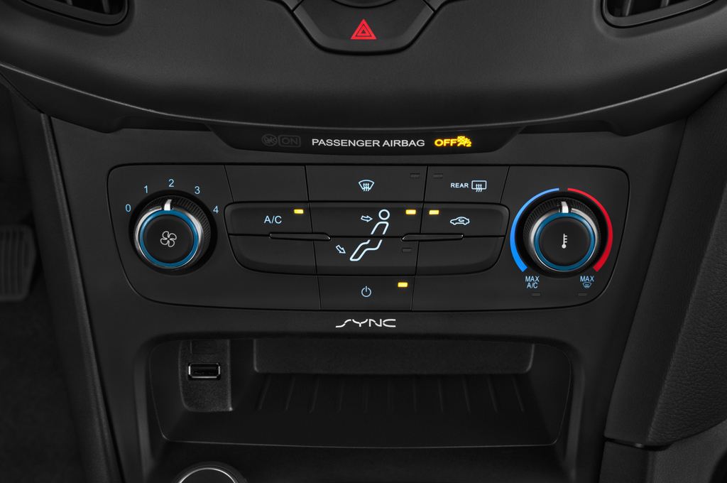 Ford Focus (Baujahr 2015) Trend 5 Türen Temperatur und Klimaanlage