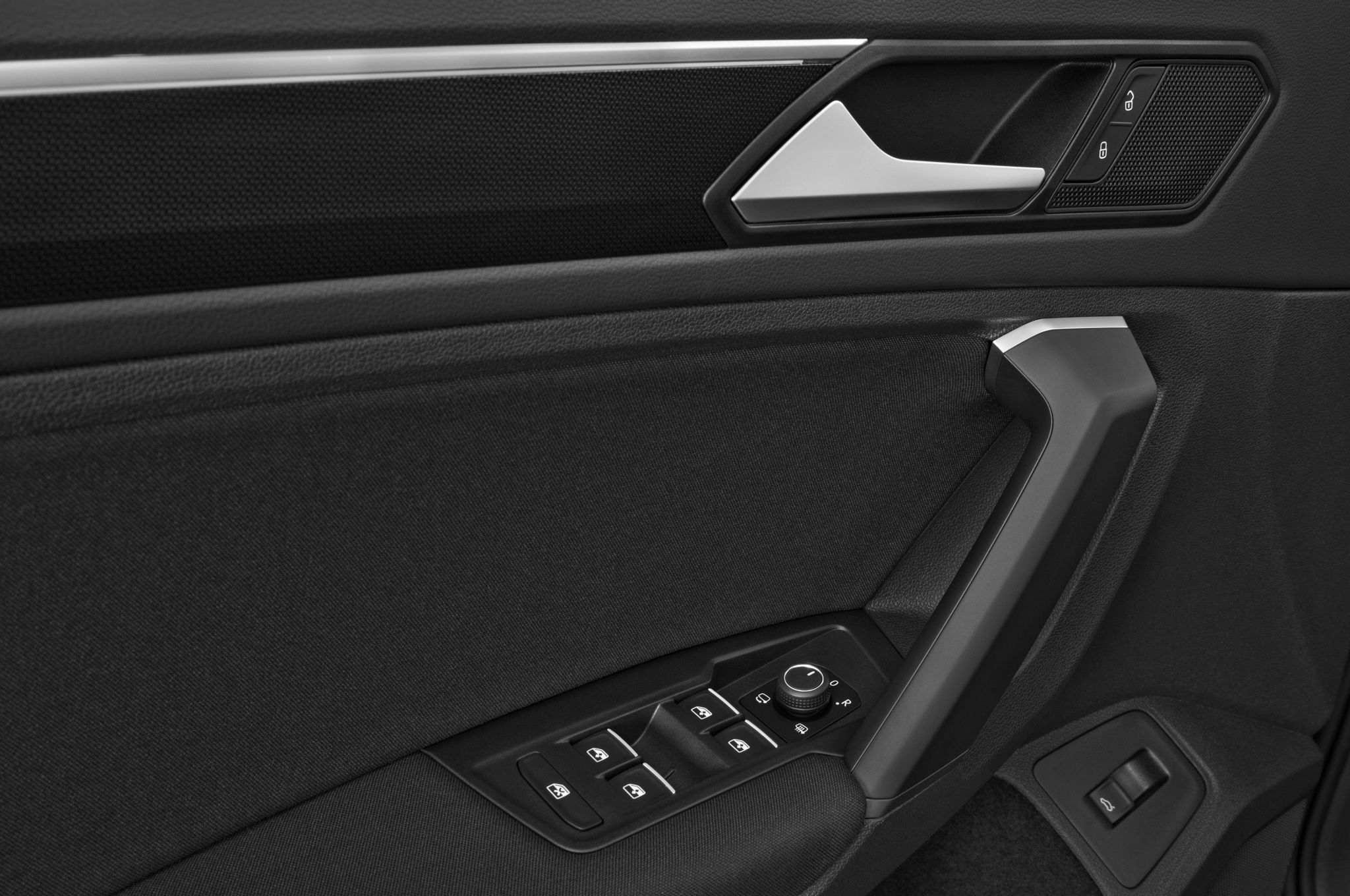 Volkswagen Tiguan (Baujahr 2021) Elegance 5 Türen Bedienungselemente Tür