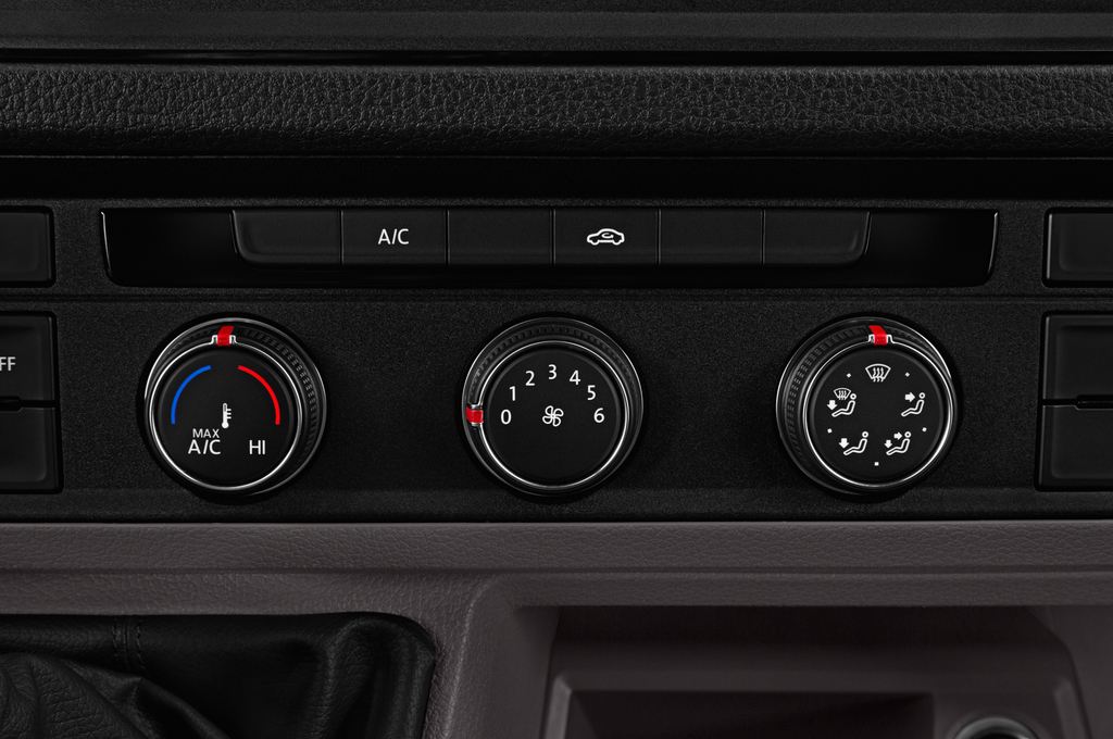 Volkswagen Crafter (Baujahr 2017) - 4 Türen Temperatur und Klimaanlage