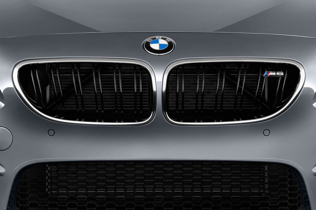 BMW M6 (Baujahr 2013) M6 2 Türen Kühlergrill und Scheinwerfer