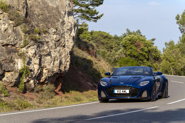 Fahrbericht: Aston Martin DBS Superleggera Volante - Some like it hot!