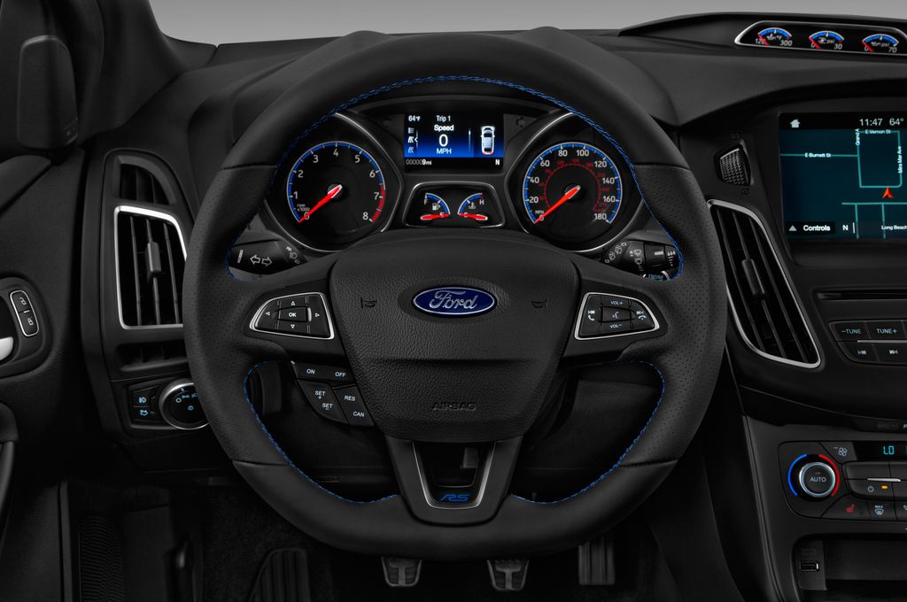 Ford Focus (Baujahr 2017) RS 5 Türen Lenkrad