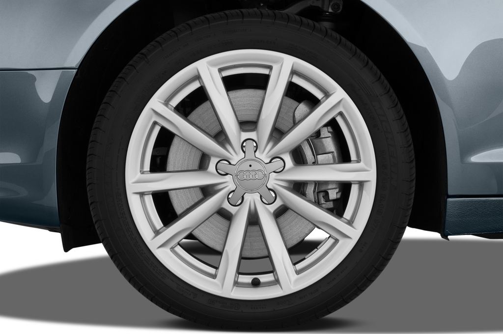 Audi A6 (Baujahr 2010) - 5 Türen Reifen und Felge
