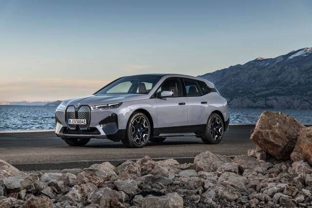 BMW iX  - Elektro-Konkurrent für den X5 
