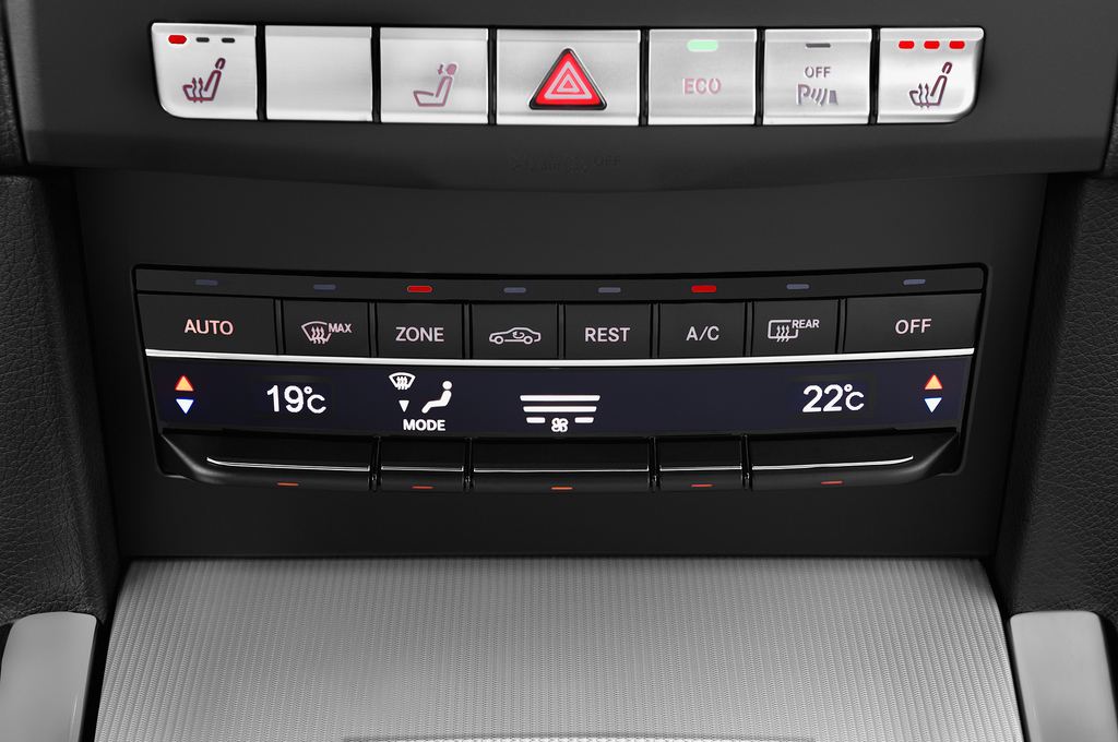 Mercedes E-Class (Baujahr 2015) Avantgarde 4 Türen Temperatur und Klimaanlage