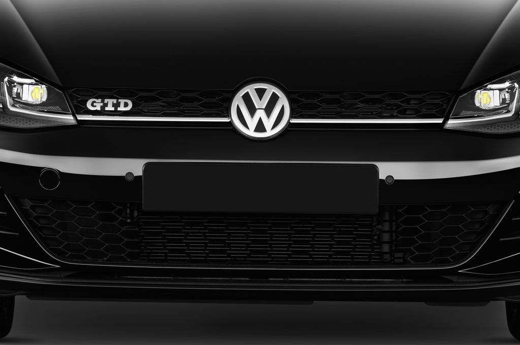 Volkswagen Golf (Baujahr 2017) GTD 5 Türen Kühlergrill und Scheinwerfer