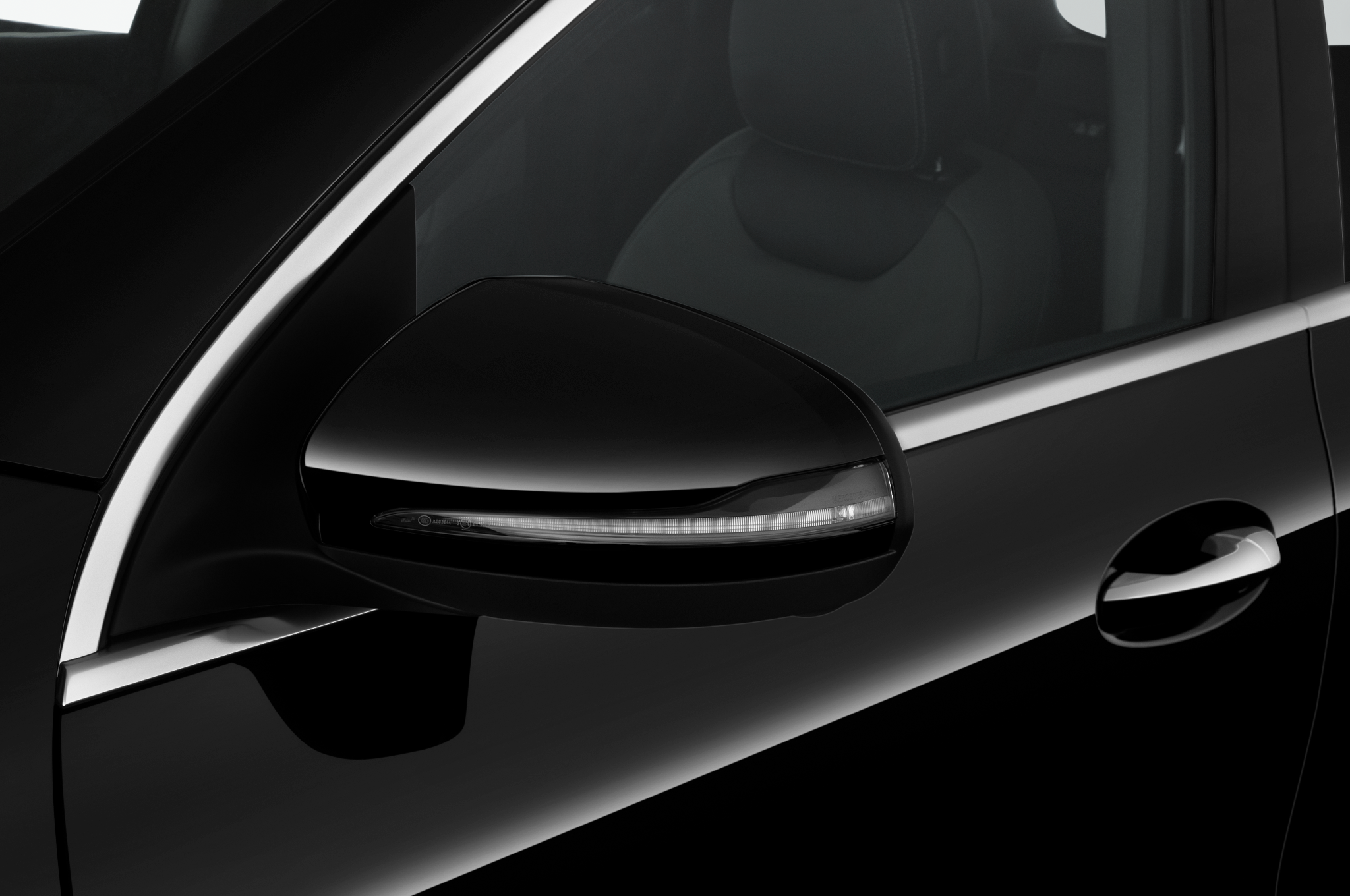 Mercedes GLA (Baujahr 2020) AMG Line 5 Türen Außenspiegel