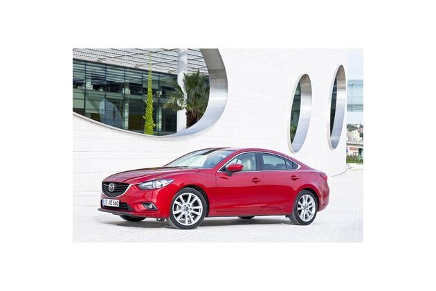 Mazda6 gewinnt Designpreis beim Automotive Brand Contest 2013