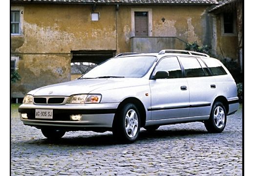 Toyota Carina Kombi (1992–1998)