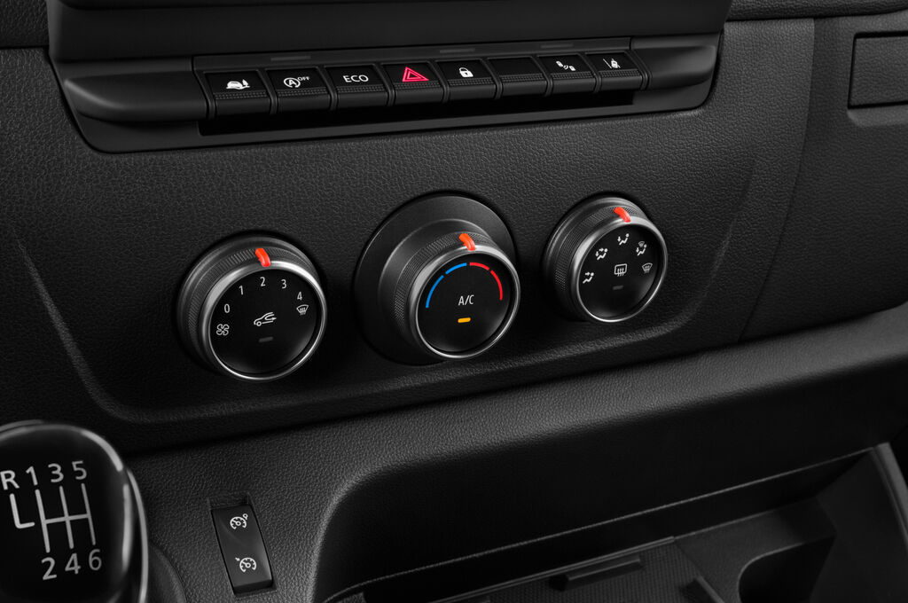 Renault Master (Baujahr 2020) Komfort 4 Türen Temperatur und Klimaanlage