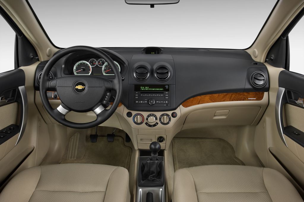 Chevrolet Aveo (Baujahr 2010) LT 5 Türen Cockpit und Innenraum
