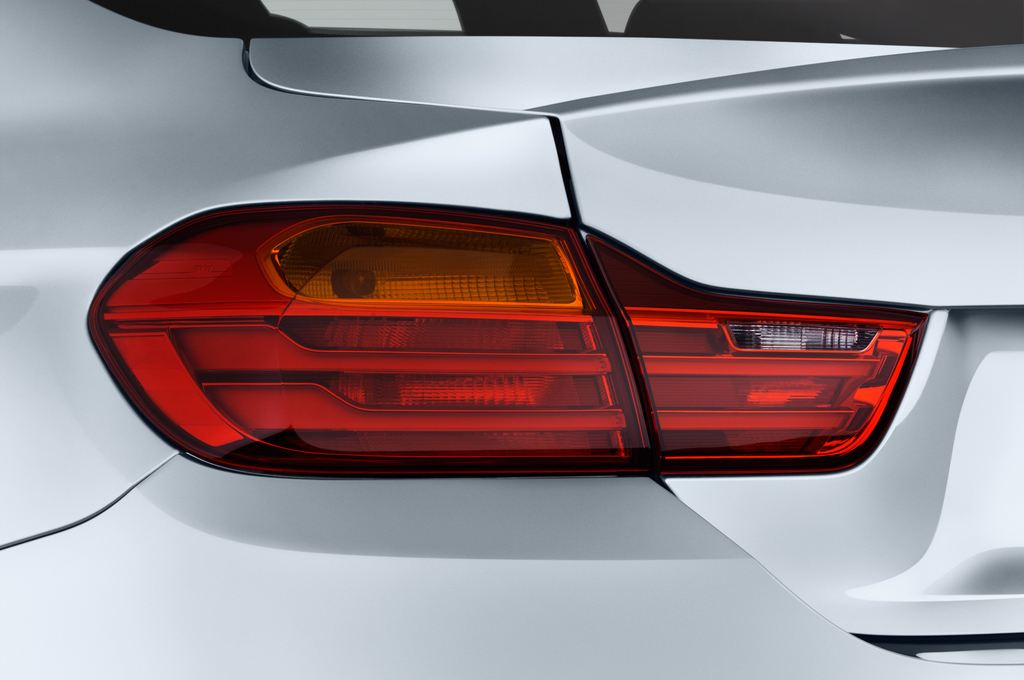 BMW M4 (Baujahr 2016) - 2 Türen Rücklicht