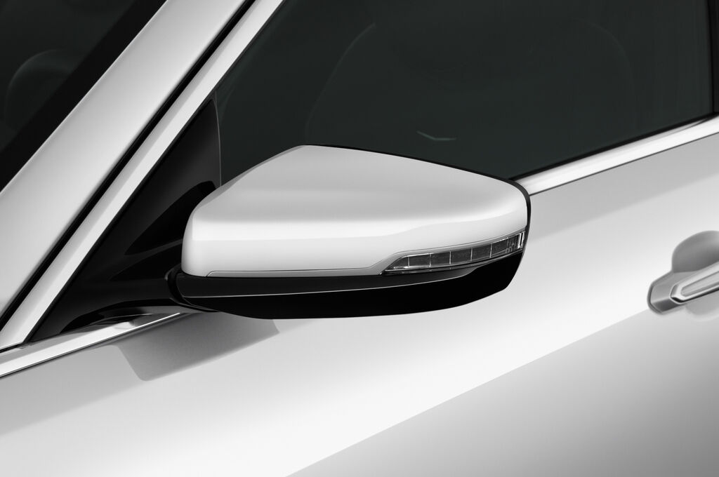 Cadillac CT6 (Baujahr 2019) Luxury 4 Türen Außenspiegel