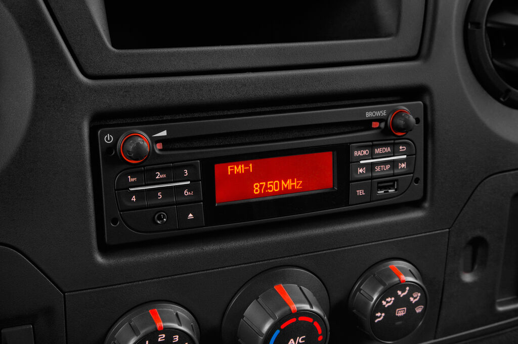 Renault Master Z.E. (Baujahr 2019) - 4 Türen Radio und Infotainmentsystem