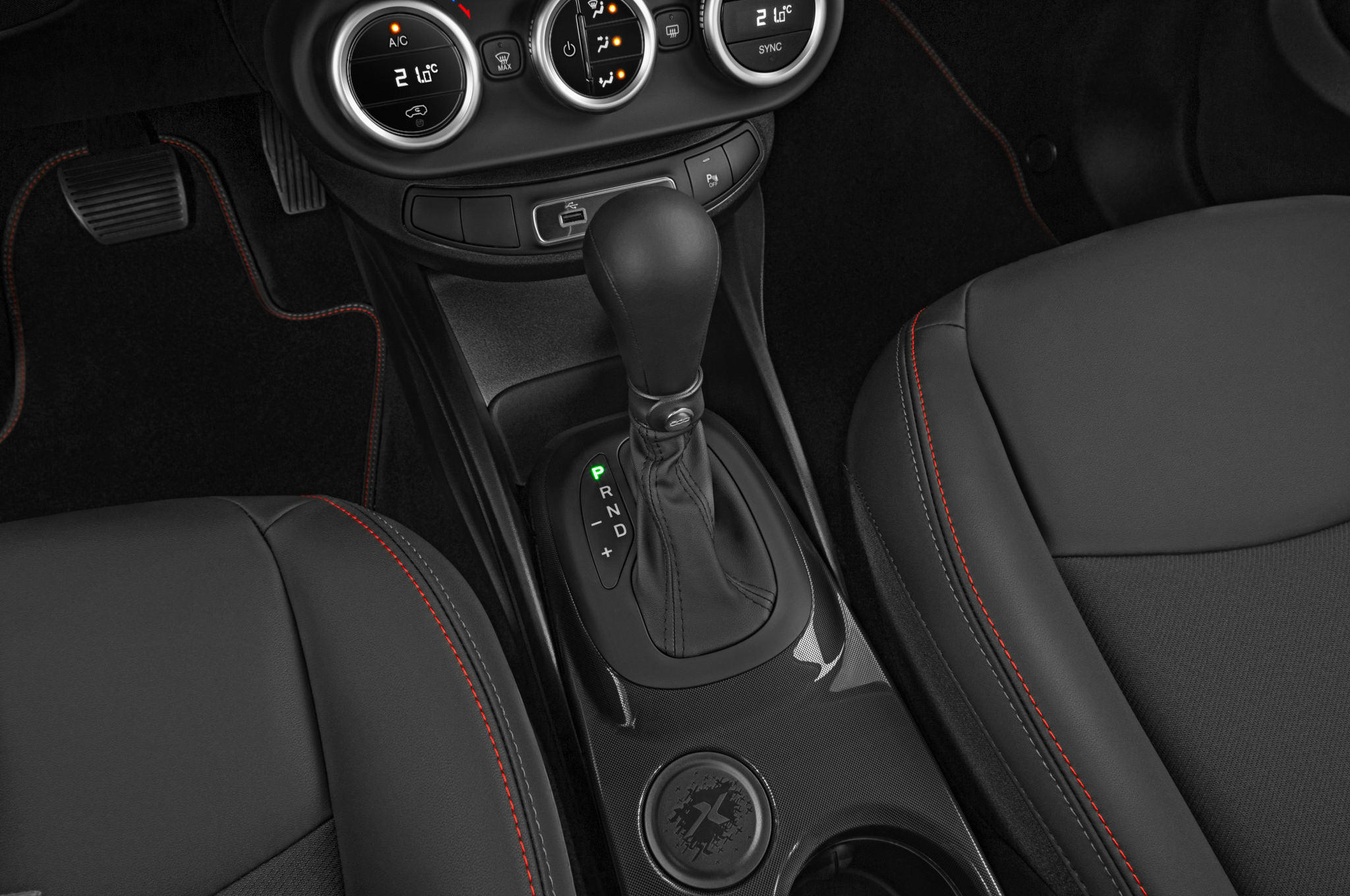 FIAT 500X Hybrid (Baujahr 2023) Sport 5 Türen Schalthebel
