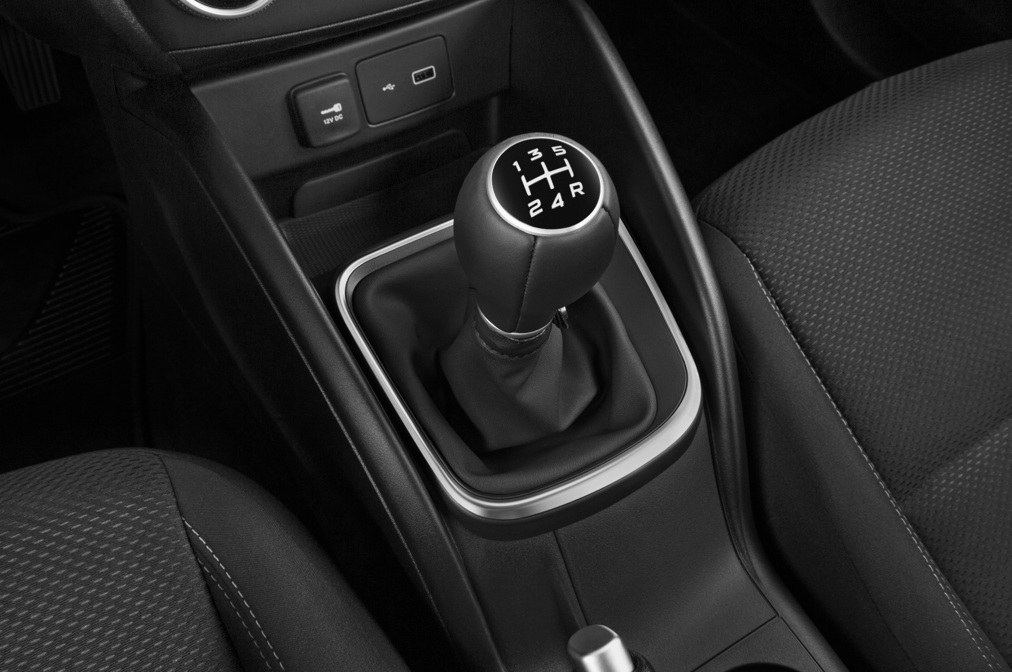 FIAT Tipo (Baujahr 2021) Life 5 Türen Schalthebel