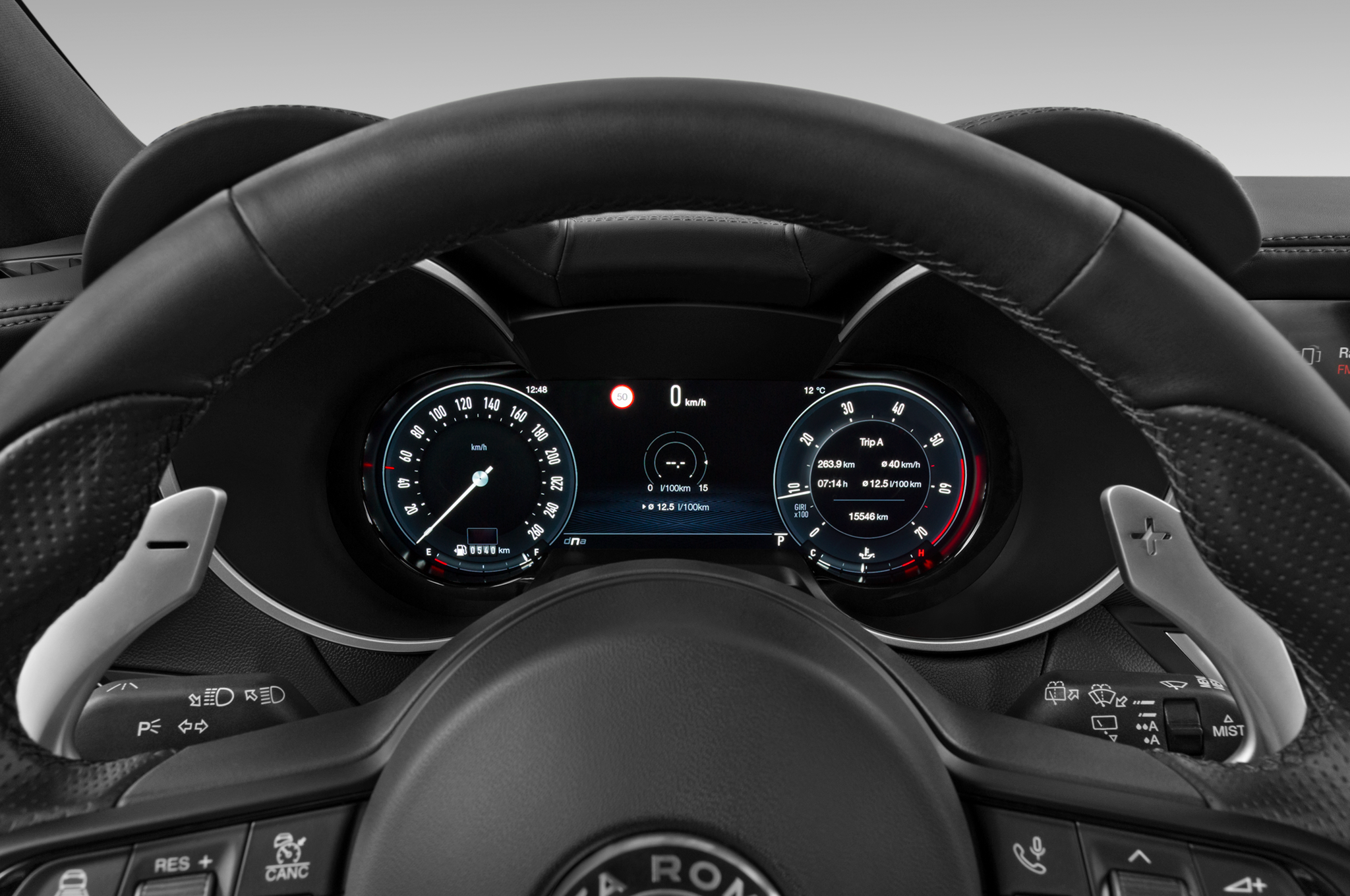 Alfa Romeo Stelvio (Baujahr 2023) Veloce 5 Türen Tacho und Fahrerinstrumente