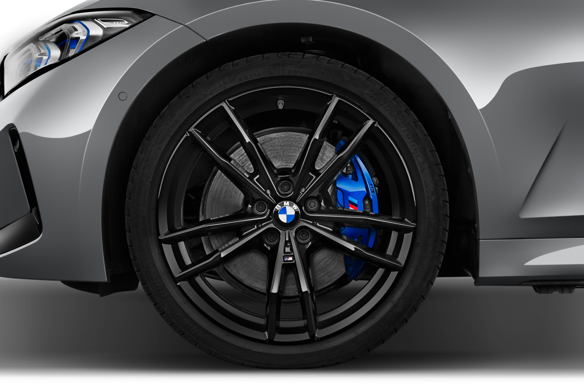 BMW 3 Series (Baujahr 2023) M340d 5 Türen Reifen und Felge