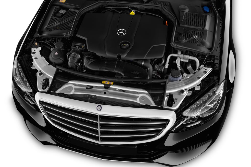 Mercedes C-Class (Baujahr 2015) Exclusive 4 Türen Motor