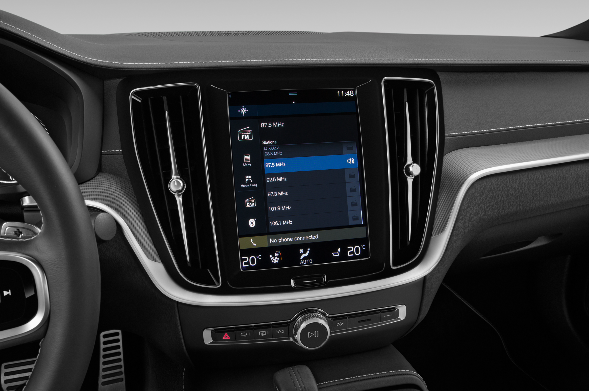 Volvo S60 Recharge (Baujahr 2021) Polestar Engineered 4 Türen Radio und Infotainmentsystem