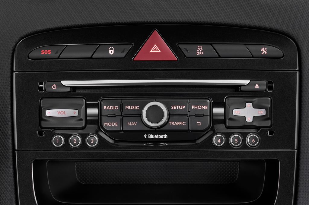 Peugeot 308 (Baujahr 2013) Allure 2 Türen Radio und Infotainmentsystem