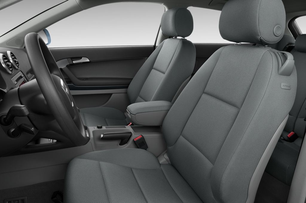 Audi A3 (Baujahr 2011) - 3 Türen Vordersitze