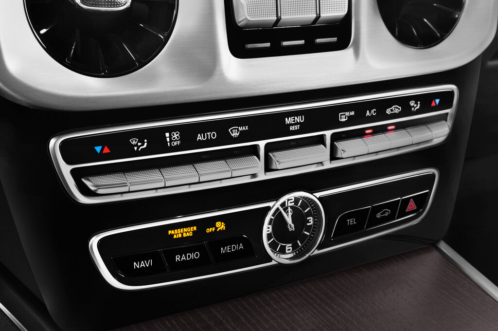 Mercedes G Class (Baujahr 2019) G 500 5 Türen Temperatur und Klimaanlage