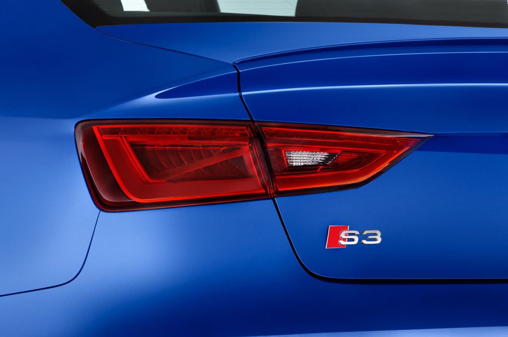 Audi S3 (Baujahr 2015) 2.0 Tfsi Quattro 4 Türen Rücklicht