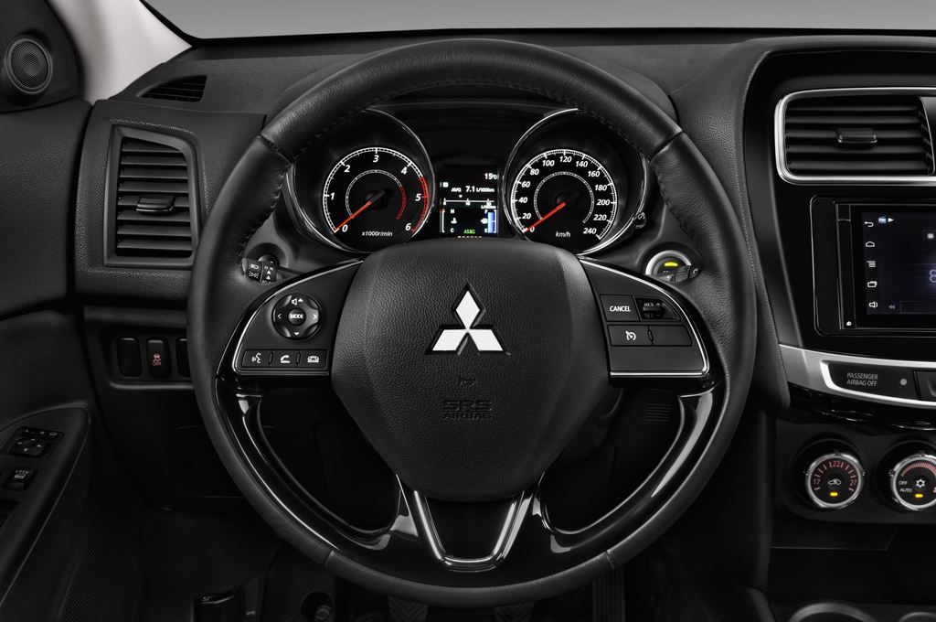 Mitsubishi ASX (Baujahr 2015) Top 5 Türen Lenkrad
