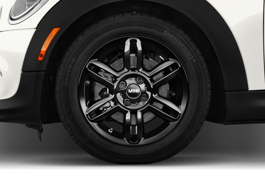 MINI MINI (Baujahr 2015) Cooper 2 Türen Reifen und Felge