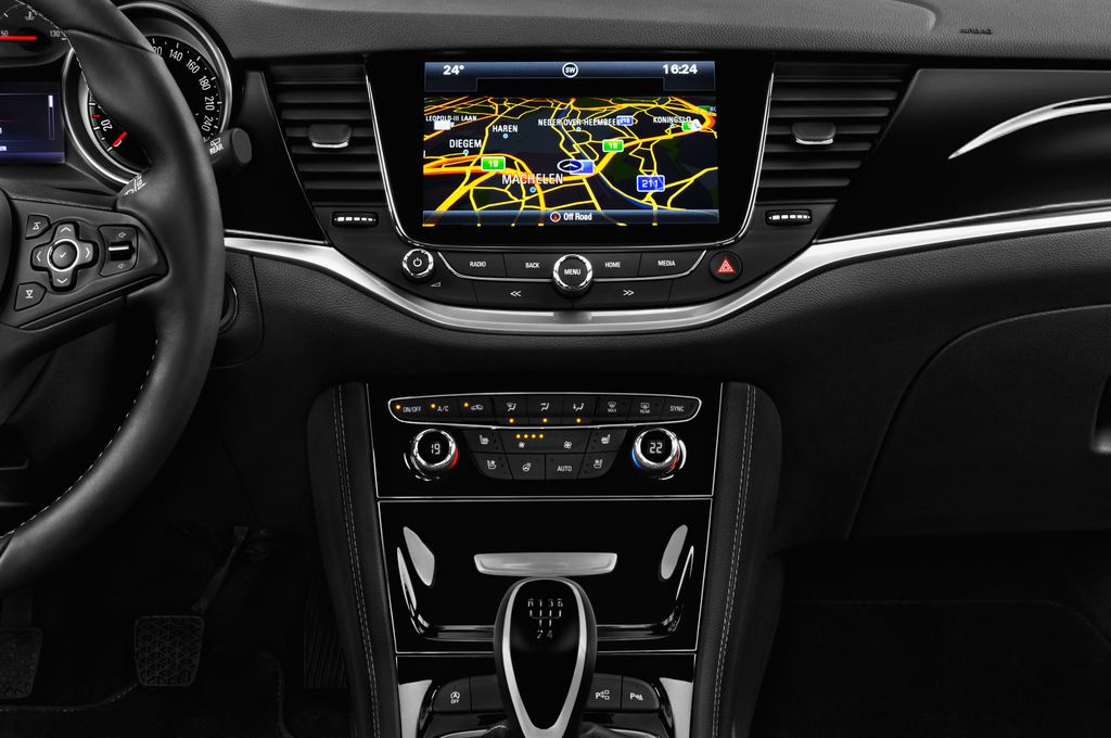 Opel Astra (Baujahr 2016) Innovation 5 Türen Mittelkonsole