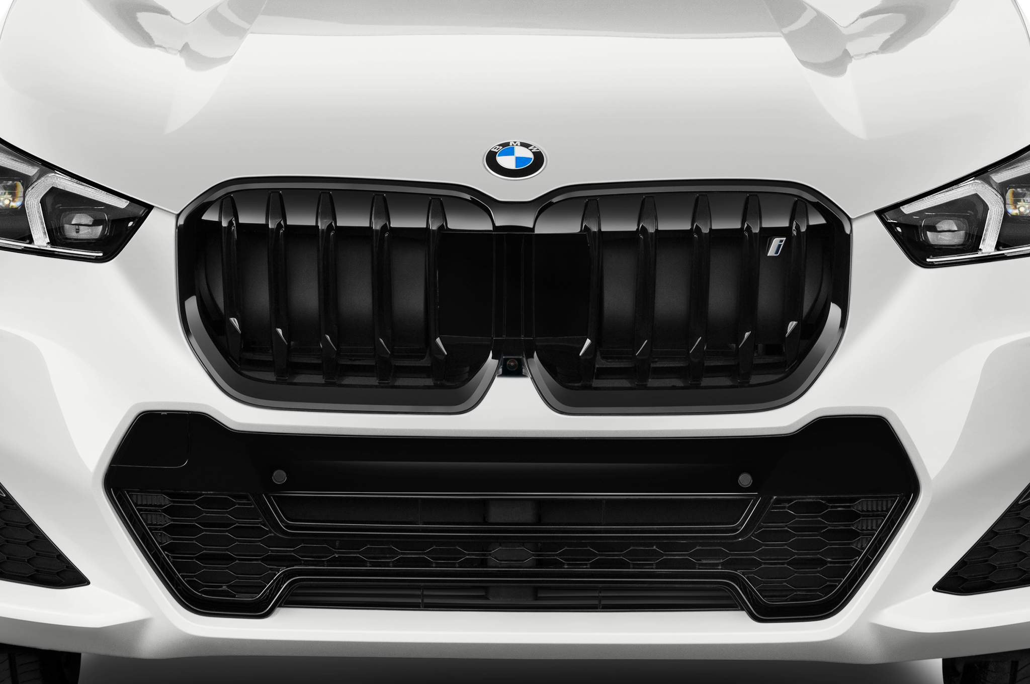 BMW iX1 (Baujahr 2023) M Sportpaket 5 Türen Kühlergrill und Scheinwerfer