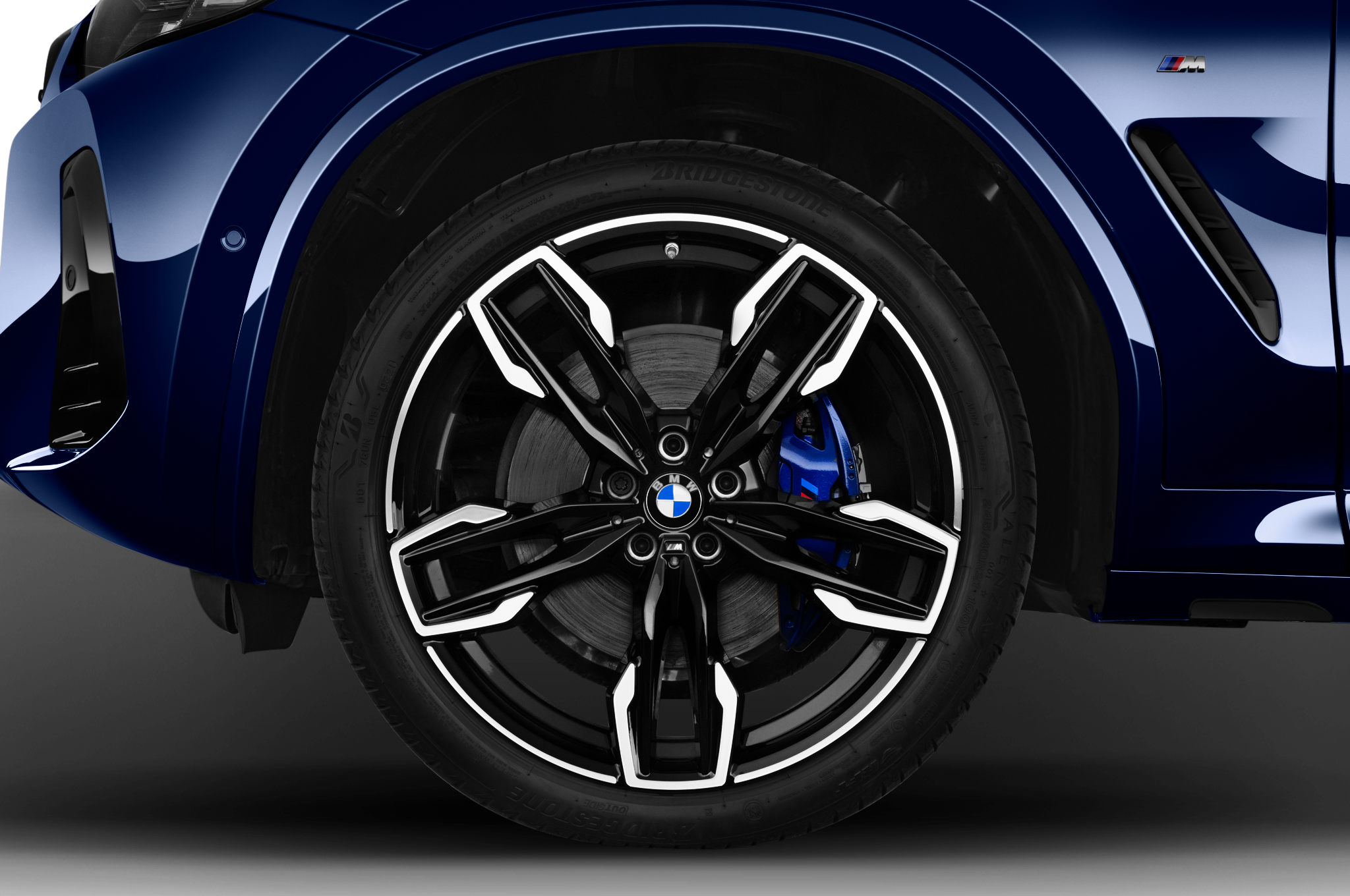 BMW X4 (Baujahr 2022) - 5 Türen Reifen und Felge
