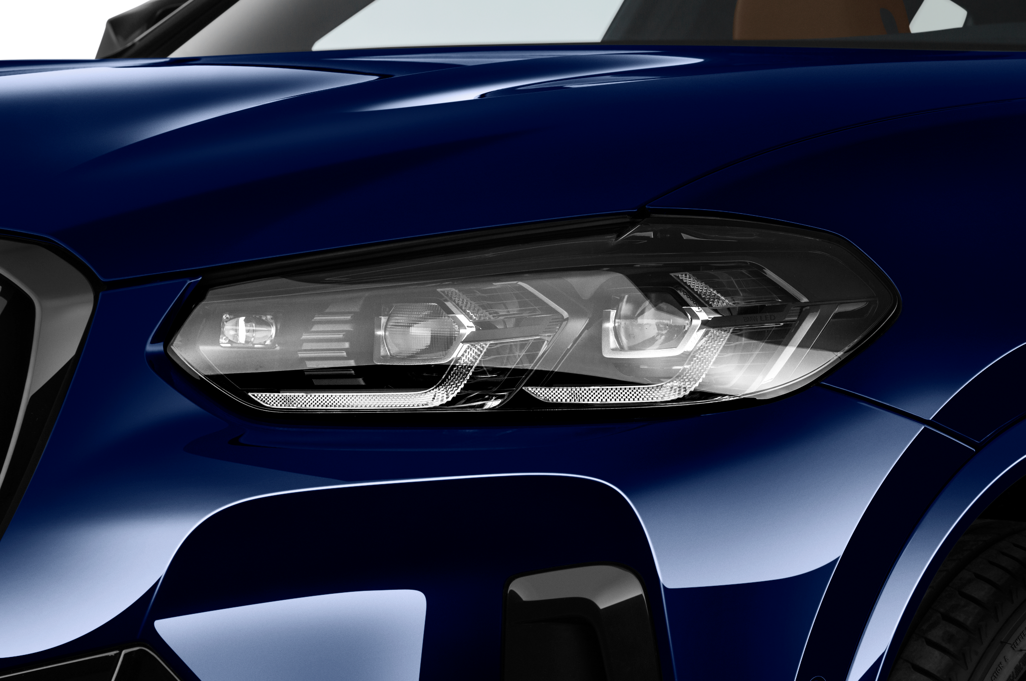 BMW X4 (Baujahr 2022) - 5 Türen Scheinwerfer