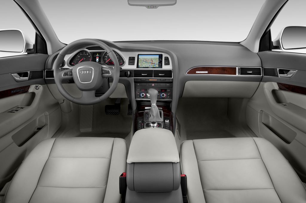 Audi A6 (Baujahr 2011) S Line 4 Türen Cockpit und Innenraum