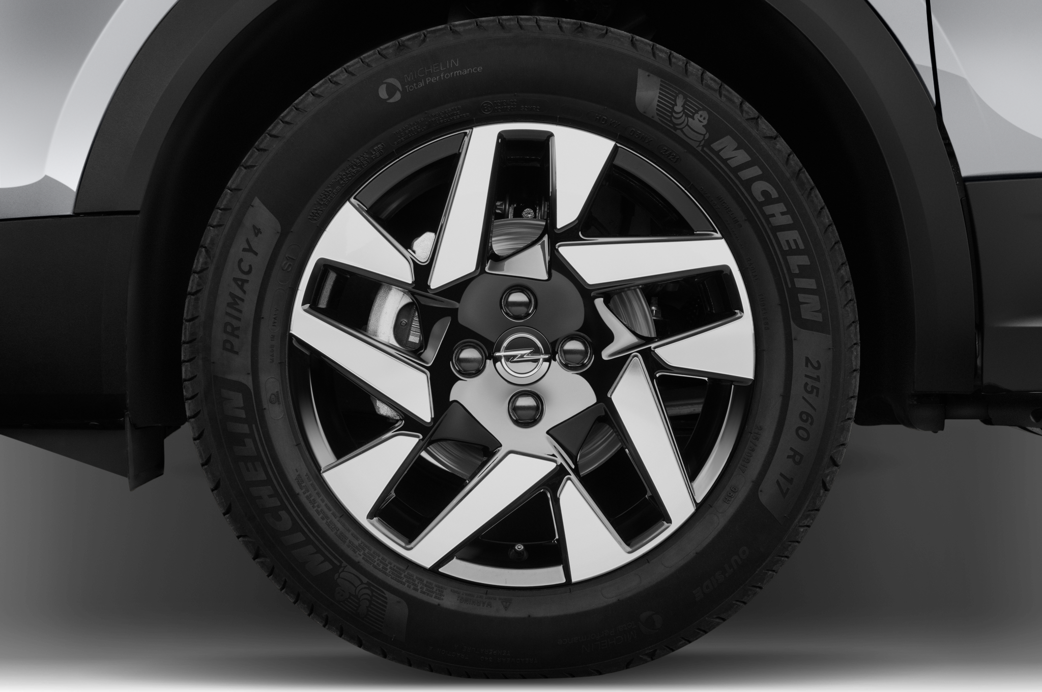 Opel Mokka (Baujahr 2021) Elegance 5 Türen Reifen und Felge