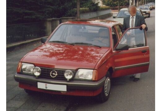 Opel Ascona 1.8 116 PS (1981–1988)
