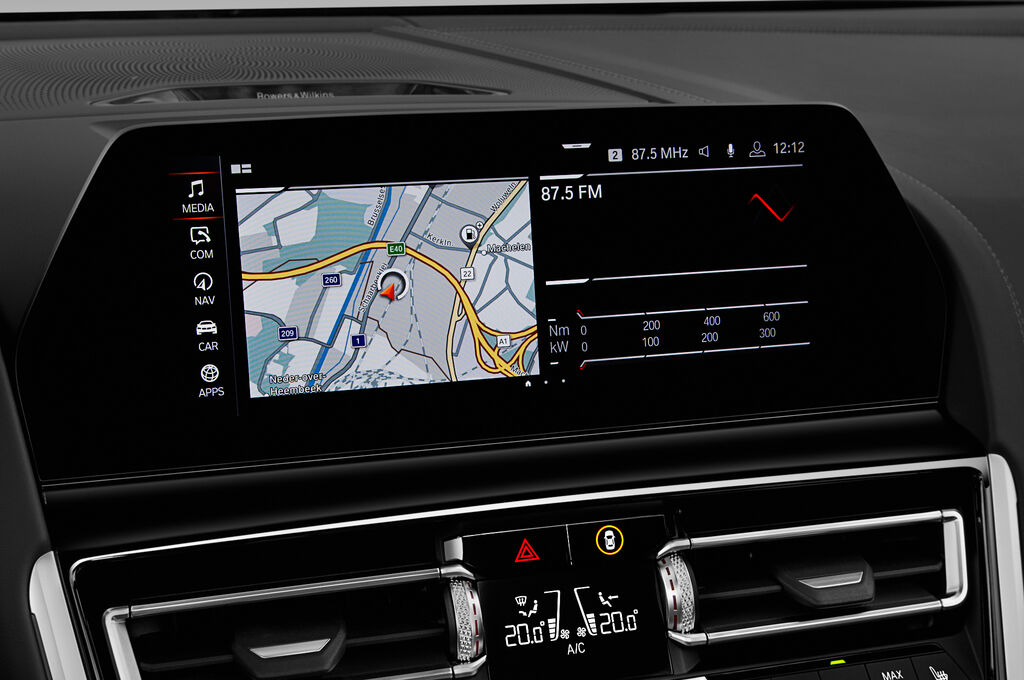 BMW 8 Series (Baujahr 2019) M Performance 2 Türen Radio und Infotainmentsystem