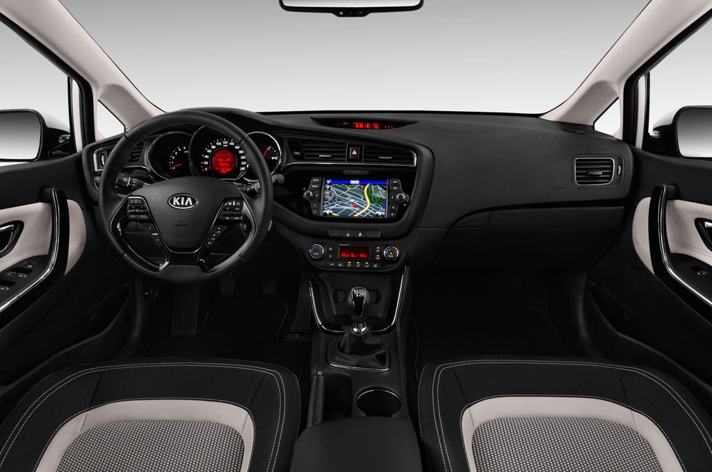 Kia cee'd SW (Baujahr 2016) Vision 5 Türen Cockpit und Innenraum