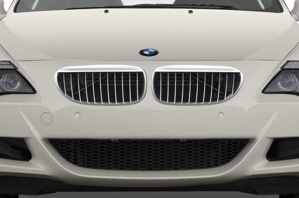 BMW M6 (Baujahr 2010) M6 2 Türen Kühlergrill und Scheinwerfer