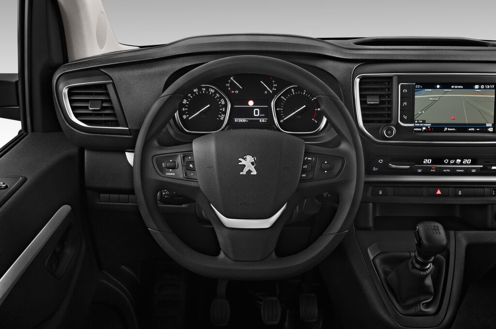 Peugeot Traveller (Baujahr 2018) Business 4 Türen Lenkrad